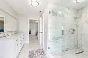 Oceanfront Retreat in Fort Myers - 3 Bedrooms, Private Pool