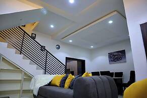 Duplex 16 Apartments