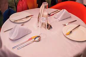 C33 Apartment And Suites