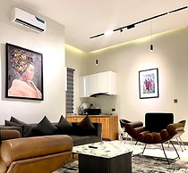 C33 Apartment And Suites