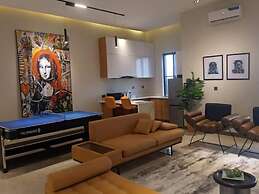 C33 Apartment And Suites