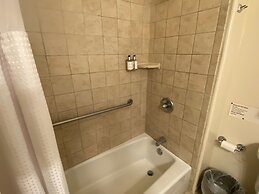 Carmel Dolores Cottages