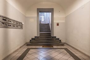 JOIVY Flats Next To Fontana di Trevi