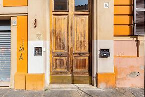 3-Bedroom Home Near Trastevere Station