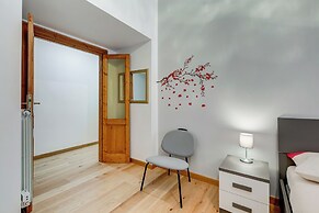 3-Bedroom Home Near Trastevere Station