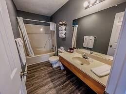 Timber Pointe Resort