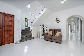 Salicos Benagil Pool Villa