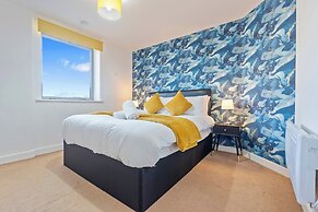 Chic Birmingham Apartment With 2 Bedrooms