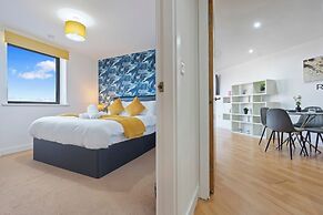 Chic Birmingham Apartment With 2 Bedrooms