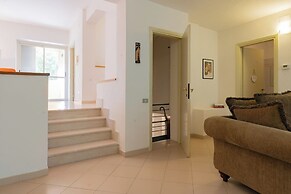 Beautiful Villa With Pool in Arce Fr Italy