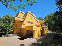 Beautiful Villa With Pool in Arce Fr Italy