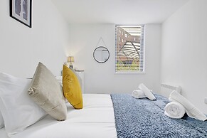 Cosy Birmingham Apartment - Madison House