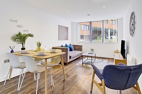 Cosy Birmingham Apartment - Madison House