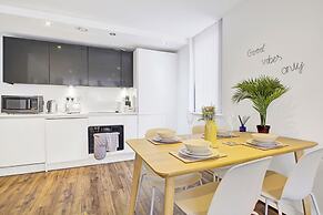 Cosy Birmingham Apartment - Madison House