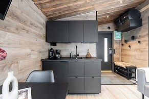 Private & Cozy Suite with lake views