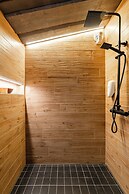 Private & Cozy Suite with lake views