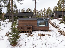 Private & Cozy Suite with lake views