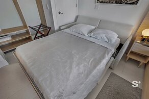 Sky High Stay Sleek Studio in Miami
