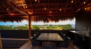 Boho Chic Style Cozy Great Located Roof Pool