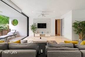 2 Br. Luminous and Spacious Pool View Apt