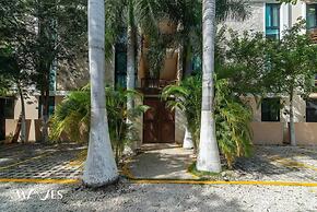 2 Br. Luminous and Spacious Pool View Apt