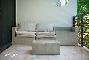 2 Br. Luminous and Spacious Pool View Apt