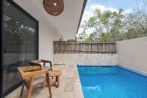 Best Private Pool/1 Full BR/ 2sofabeds/amenities