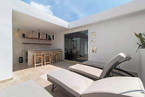 Best Private Pool/1 Full BR/ 2sofabeds/amenities