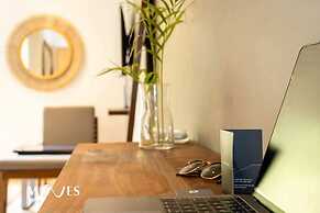 1 Br. Great Located Pool + Gym + Coworking