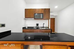 Spacious Loft W/garden View Pool + Jacuzzi GYM