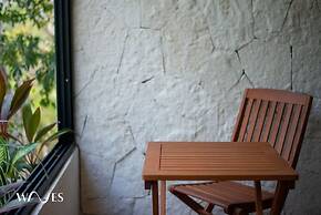 Spacious Loft W/garden View Pool + Jacuzzi GYM