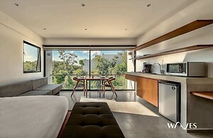 Studio With Great Rooftop Pool