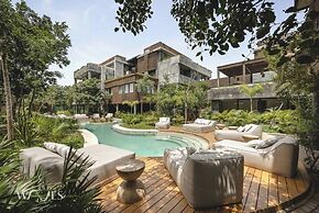 2BR w/ Private Pool Near the Beach Spacious Stay