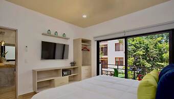 4 Br Private Rooftop Pool Spacious Exclusive