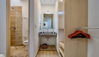 4 Br Private Rooftop Pool Spacious Exclusive