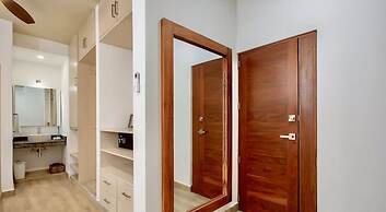 4 Br Private Rooftop Pool Spacious Exclusive