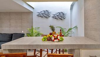 4 Br Private Rooftop Pool Spacious Exclusive