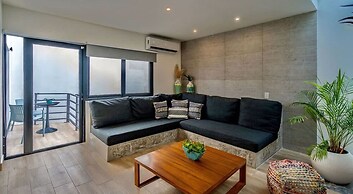 4 Br Private Rooftop Pool Spacious Exclusive