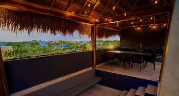 Great Located Studio PH With Private Pool by Waves Management