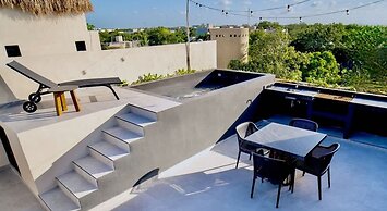 Great Located Studio PH With Private Pool by Waves Management