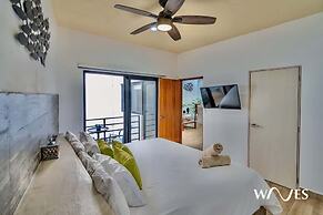 Great Located Spacious 2 BR Apartment With Amazing Terrace by Waves Ma