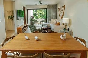 2 Br. Roof W/infinity Pool + Jacuzzi Spacious