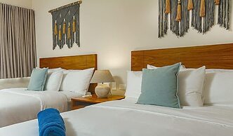 2 Br. Roof W/infinity Pool + Jacuzzi Spacious