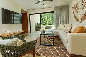 2 Br. Roof W/infinity Pool + Jacuzzi Spacious