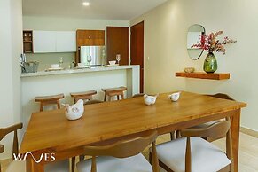 2 Br. Roof W/infinity Pool + Jacuzzi Spacious