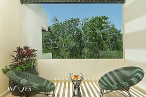 2 Br. Roof W/infinity Pool + Jacuzzi Spacious