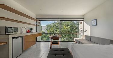 Great Located Luminous Loft