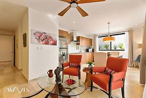 Colorful Perfect Located 2 Br. W/great Amenities