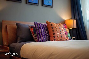 Colorful Perfect Located 2 Br. W/great Amenities
