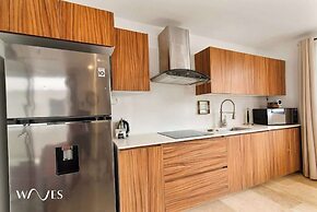 Colorful Perfect Located 2 Br. W/great Amenities